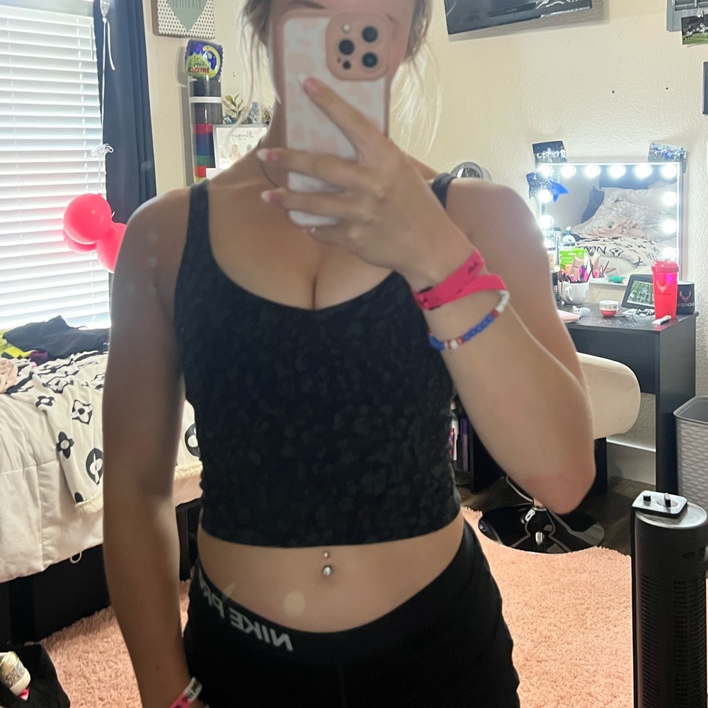 lululemon align tank !